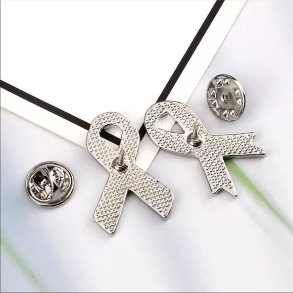 Alzheimer’s Enamel Lapel Pin Dementia Awareness Advocacy Keepsake Badge Gift - Picture 3 of 8